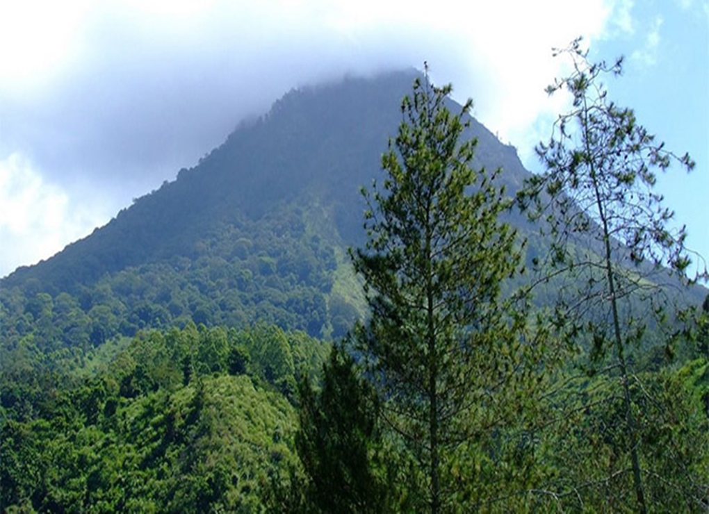 Fakta Gunung Kawi, Tempat Pesugihan Legendaris