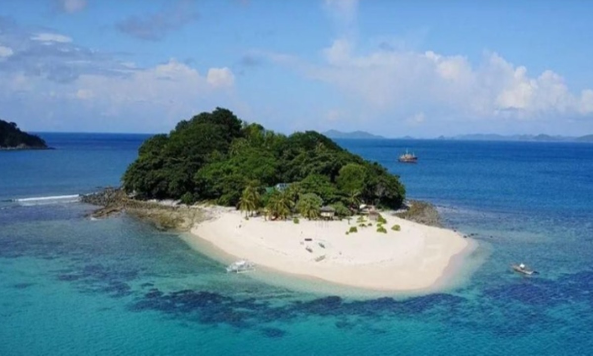 Mengintip Keindahan Pulau Pribadi di Filipina