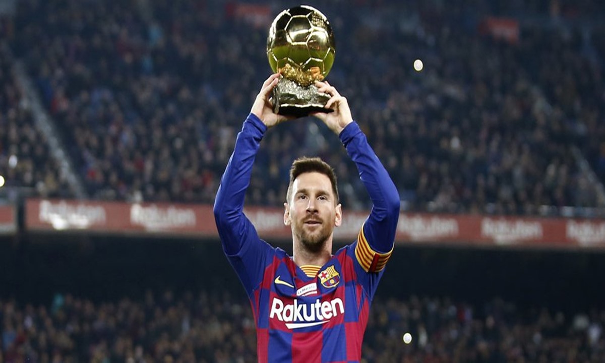 Lionel Messi Putuskan Tetap Di FC Barcelona