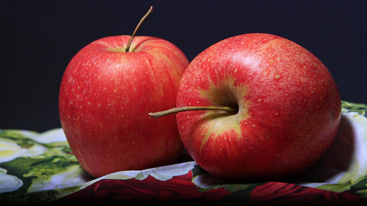 Bahaya Makan Apel Berlebihan