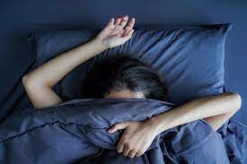 Ini 4 Cara Efektif Membangunkan Orang Tidur • Hello Sehat