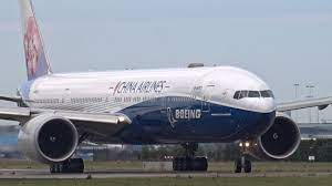 Boeing 777-200(ER) VS Boeing 777-300(ER) - YouTube