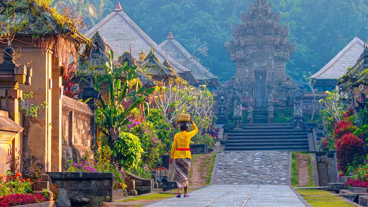 Bali Dengan Sejuta Keelokan Alamnya Terselip Kekayaan Tradisi