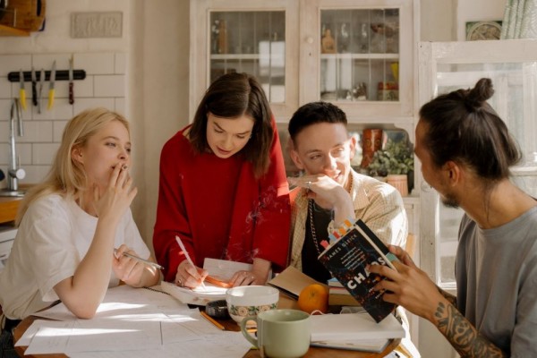 Tips Sukses jadi Ketua Kelompok Dari Seorang Introvert